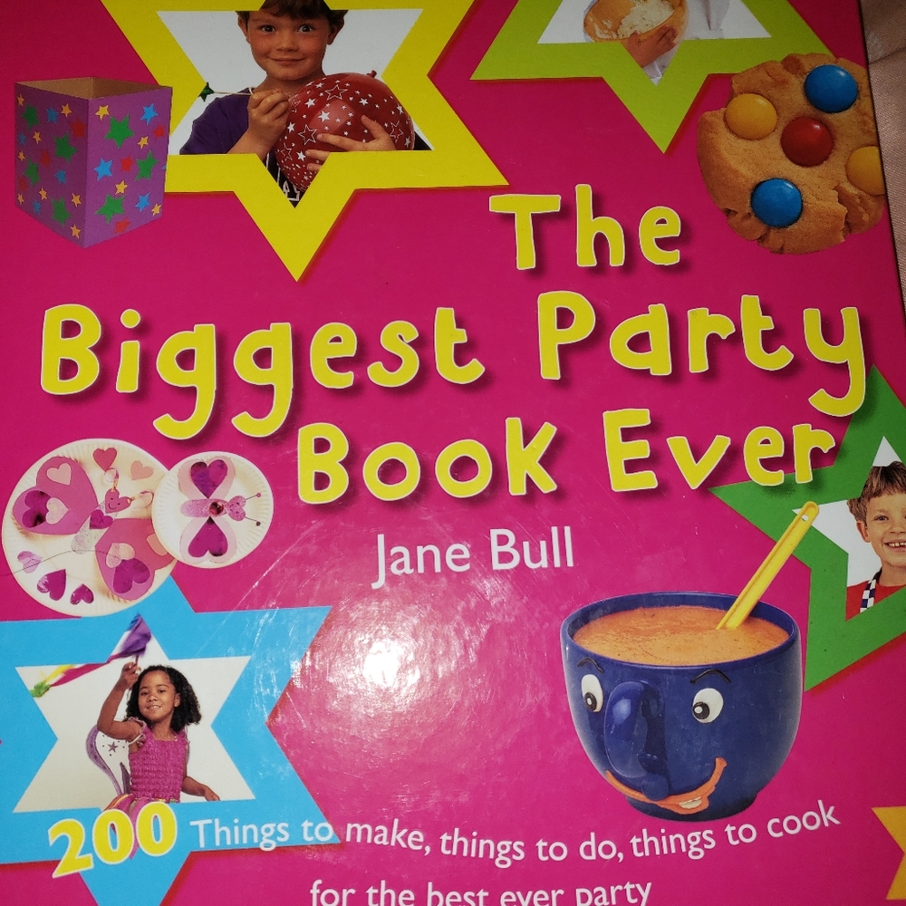 NWT The Biggest Party Book Ever Kids Cookbook